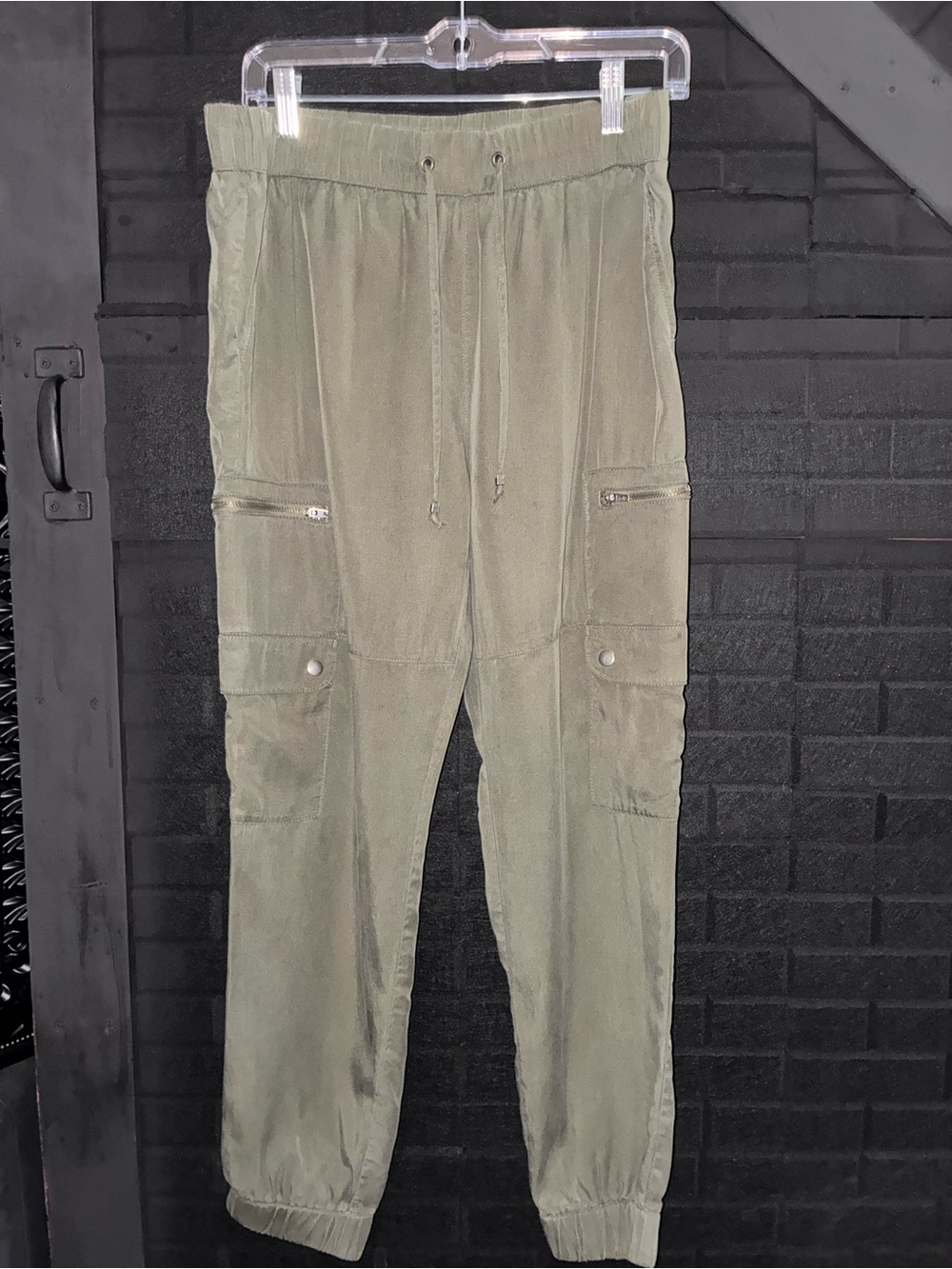 Banana Republic Men's Cargo Joggers in Olive Green